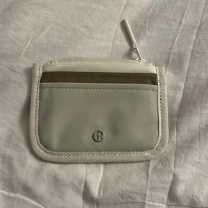 Lulu lemon coin/wallet pouch
